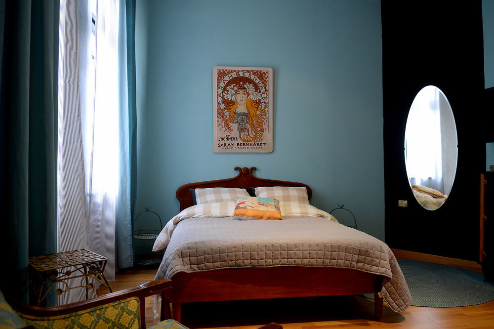 Eclectic Aparthotel Tel Aviv Bagian luar foto