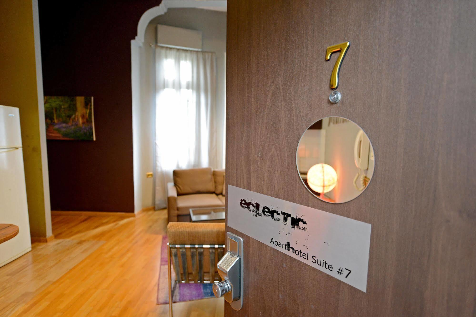 Eclectic Aparthotel Tel Aviv Bagian luar foto