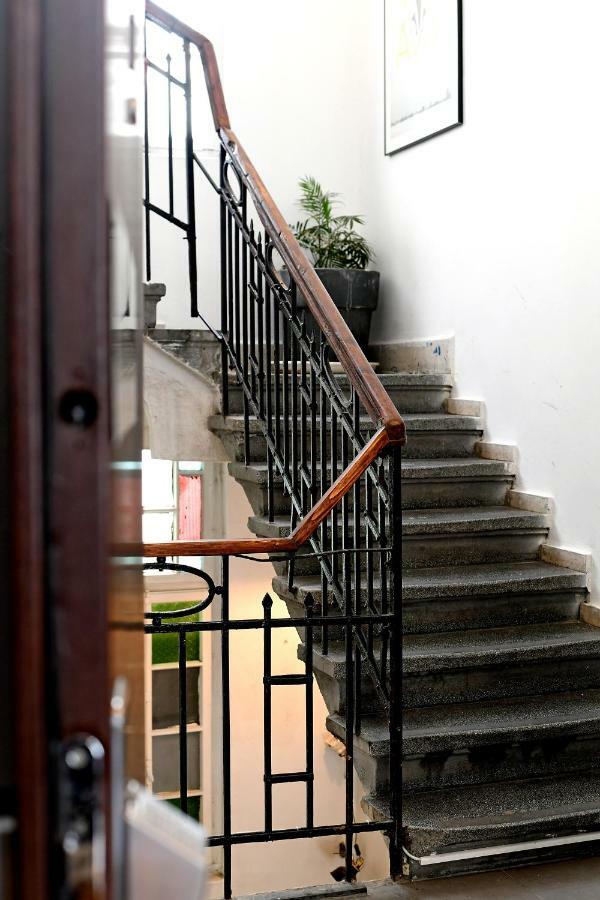 Eclectic Aparthotel Tel Aviv Bagian luar foto